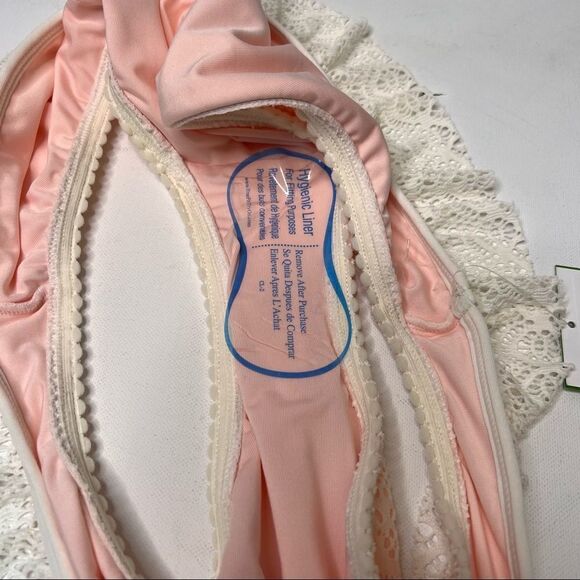 Kate Spade Lace Ruffled Bikini Bottom NWT L - Picture 5 of 6